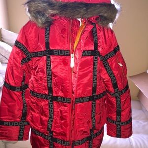 supreme logo tape parka